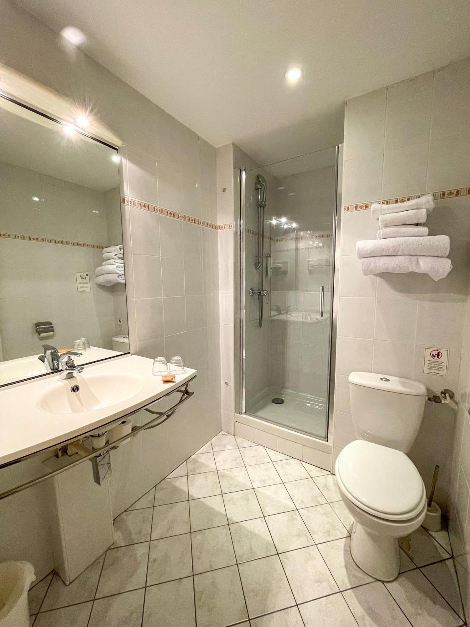 Hotel Beaulieu Lyon Charbonnieres Eksteriør billede